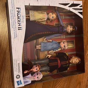Frozen family set limited edition only at target